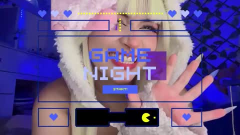 Snapshot of _heavenly_blue_ chatting on October 26, 3:23 am Bluey online show from October 26, 3:23 am