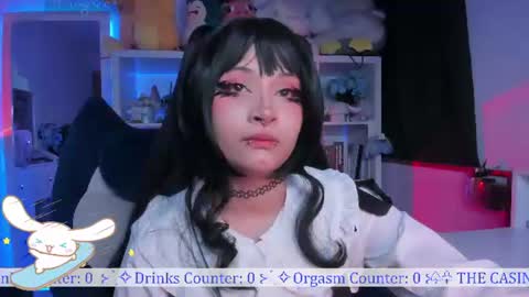 Snapshot of _heavenly_blue_ chatting on June 11, 11:36 pm Bluey online show from June 11, 11:36 pm