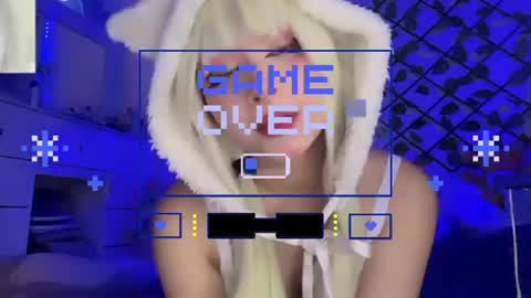 Snapshot of _heavenly_blue_ chatting on June 25, 5:12 am Bluey online show from June 25, 5:12 am
