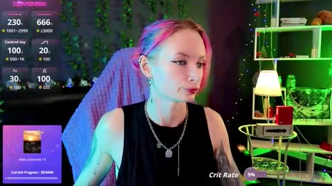 Snapshot of _helencarter chatting on October 10, 8:08 pm Helen Carter 3 Next stream 2330 MSC online show from October 10, 8:08 pm