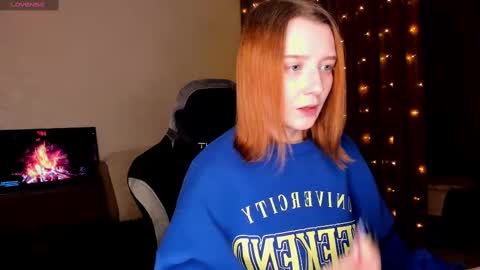 _hey_scarlett_ online show from February 20, 7:41 pm