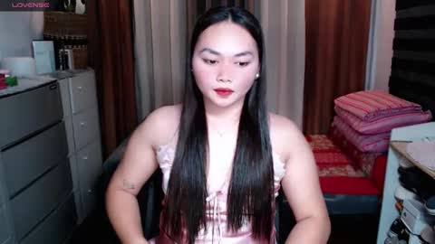 Snapshot of _hornygoddess_ chatting on February 25, 2:25 am HORNY GODDESS online show from February 25, 2:25 am