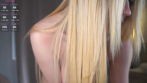 Snapshot of _ifyouwant_ chatting on November 17, 11:21 pm Ava 3 online show from November 17, 11:21 pm