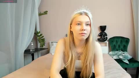 Daisy online show from November 11, 6:57 am