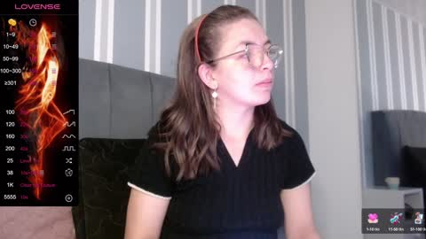 Isa online show from December 18, 2:38 pm