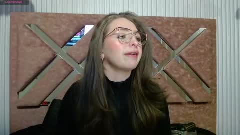 Snapshot of _isaabellaa chatting on June 19, 12:09 pm Isa online show from June 19, 12:09 pm