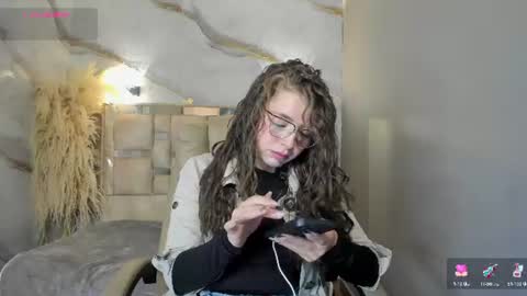 Snapshot of _isaabellaa chatting on July 10, 1:36 pm Isa online show from July 10, 1:36 pm