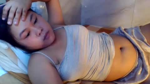 Snapshot of _ishi chatting on May 25, 1:22 am Ishi online show from May 25, 1:22 am