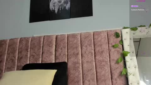 Jasmine online show from October 30, 1:45 pm