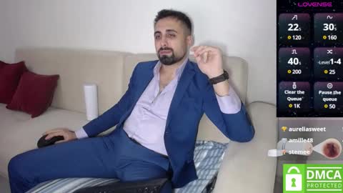 _jeem_ online show from December 11, 7:46 pm