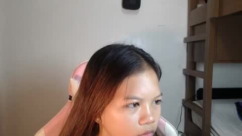 Jen online show from June 2, 6:21 pm