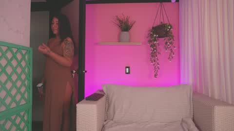 _jessica1 online show from April 17, 12:19 pm