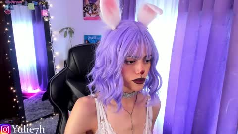  ...  online show from April 4, 9:45 pm