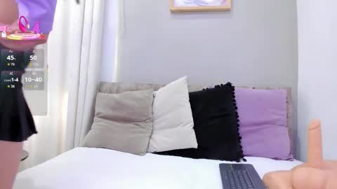 Snapshot of _jireh33_ chatting on November 24, 7:02 pm online show from November 24, 7:02 pm