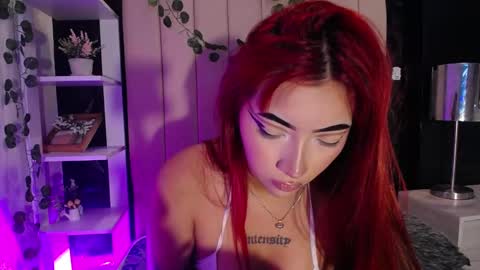 Mia online show from January 22, 3:51 pm