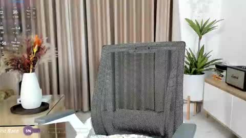 _joliie_ online show from November 15, 8:27 pm