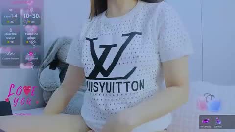 Joly online show from April 12, 2:16 am