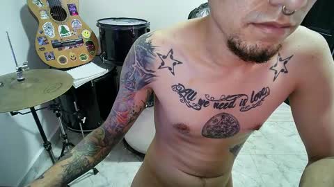 Snapshot of _josh420_ chatting on January 18, 5:20 am Josh420 online show from January 18, 5:20 am