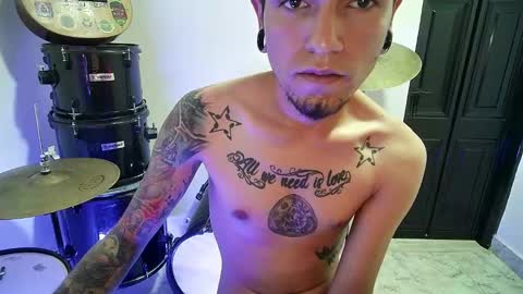 Snapshot of _josh420_ chatting on January 30, 3:00 am Josh420 online show from January 30, 3:00 am