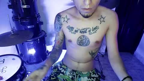 Snapshot of _josh420_ chatting on January 30, 6:03 am Josh420 online show from January 30, 6:03 am