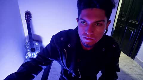 Snapshot of _josh420_ chatting on February 19, 3:39 am Josh420 online show from February 19, 3:39 am