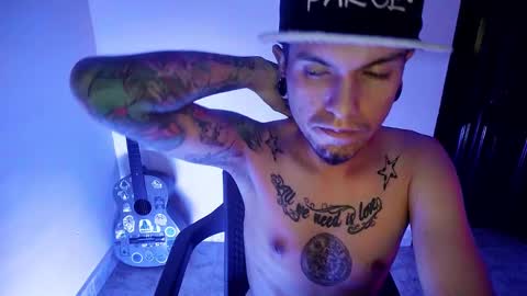 Snapshot of _josh420_ chatting on February 23, 2:29 am Josh420 online show from February 23, 2:29 am