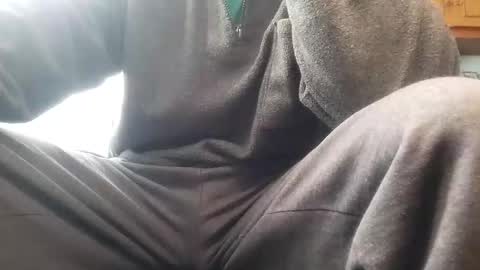 Snapshot of _julian_69 chatting on January 7, 10:43 am Jonnhy online show from January 7, 10:43 am