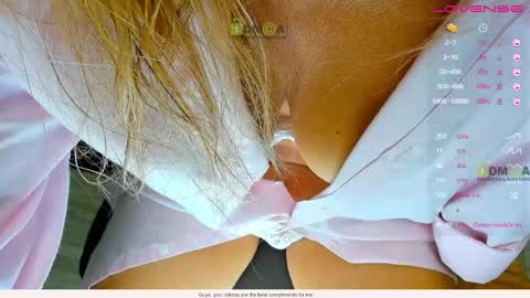 _justcallme_ online show from June 3, 8:47 pm
