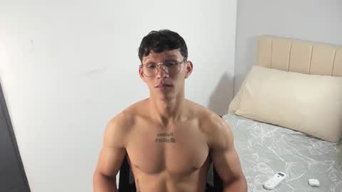 justin online show from February 24, 4:43 am