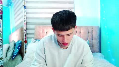 mod online show from May 31, 10:22 pm