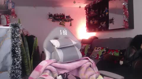 Cata  online show from December 3, 3:25 am