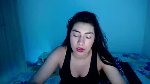 Snapshot of _katerin_love chatting on November 7, 10:10 pm kateryn online show from November 7, 10:10 pm