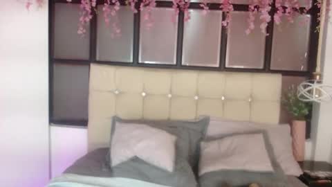 kathy online show from December 1, 2:00 pm