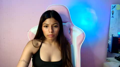 Snapshot of _khloe_sweet chatting on July 10, 6:54 pm khloe sweet online show from July 10, 6:54 pm