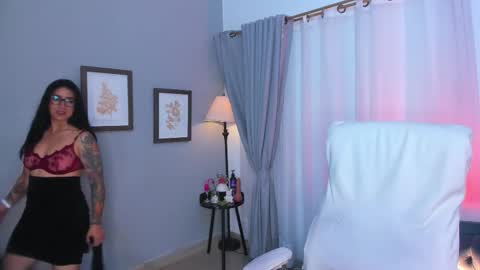 Snapshot of _kiramoon__ chatting on February 2, 8:07 pm Kiraaaa 0 online show from February 2, 8:07 pm