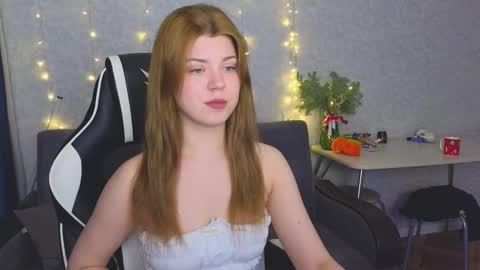Snapshot of _kirieshka chatting on January 16, 12:09 pm Molly Emily online show from January 16, 12:09 pm