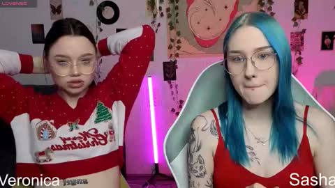 Snapshot of _kitekat_ chatting on December 16, 9:36 am _kitekat_ online show from December 16, 9:36 am