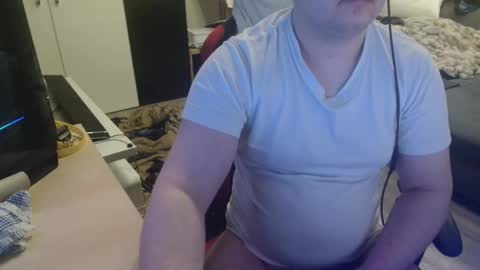 _kitsu_ online show from February 4, 4:39 pm