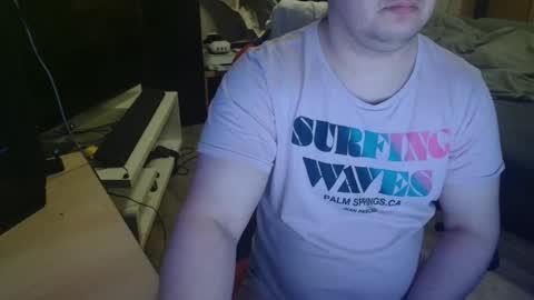 Snapshot of _kitsu_ chatting on February 19, 5:53 pm _kitsu_ online show from February 19, 5:53 pm