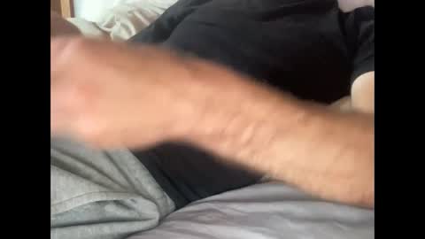 Kiwi online show from April 8, 5:18 am