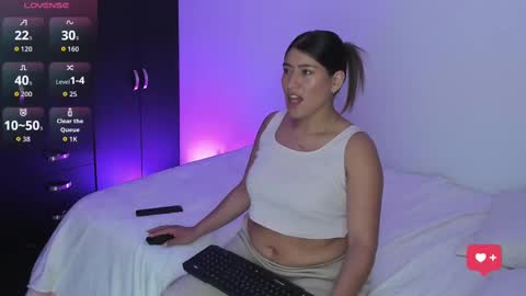 Snapshot of _kloee_ chatting on September 17, 4:08 pm kloee online show from September 17, 4:08 pm