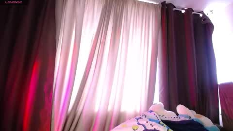   online show from September 24, 11:57 am