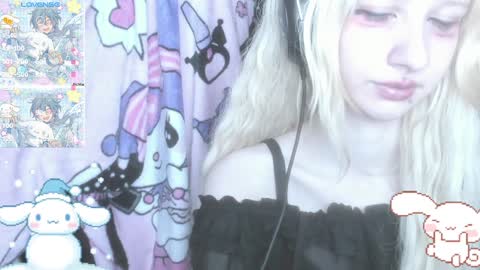  kuro  online show from January 9, 10:52 pm