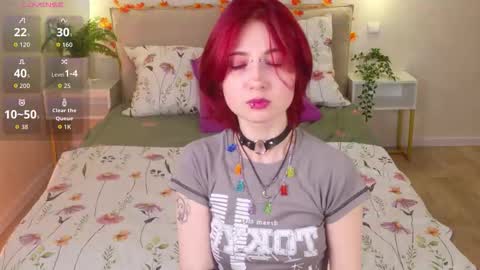 Snapshot of _l_o_r_r_y_ chatting on October 25, 1:51 pm _l_o_r_r_y_ online show from October 25, 1:51 pm