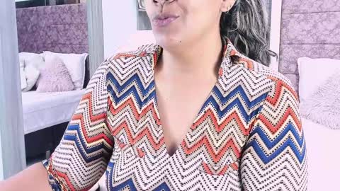 NAILHA SAJANI  online show from February 1, 11:54 am