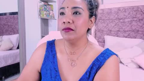 NAILHA SAJANI  online show from February 10, 3:32 pm