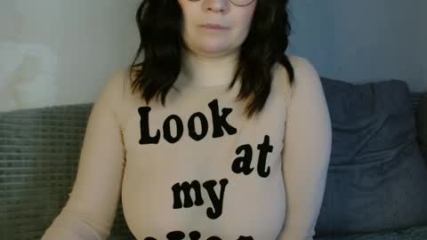 Snapshot of _lalilu_ chatting on January 16, 6:03 am _lalilu_ online show from January 16, 6:03 am