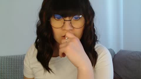 Snapshot of _lalilu_ chatting on February 13, 11:39 am _lalilu_ online show from February 13, 11:39 am