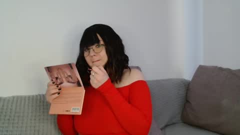 Snapshot of _lalilu_ chatting on February 22, 5:44 am _lalilu_ online show from February 22, 5:44 am