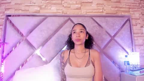 Snapshot of _lanna_jhonson_ chatting on October 23, 10:58 am Lanna online show from October 23, 10:58 am